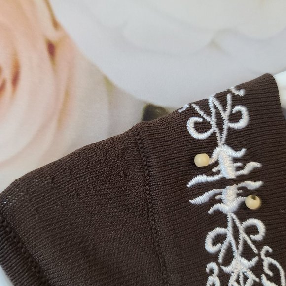 Loft tank with embellishments - Picture 2 of 3